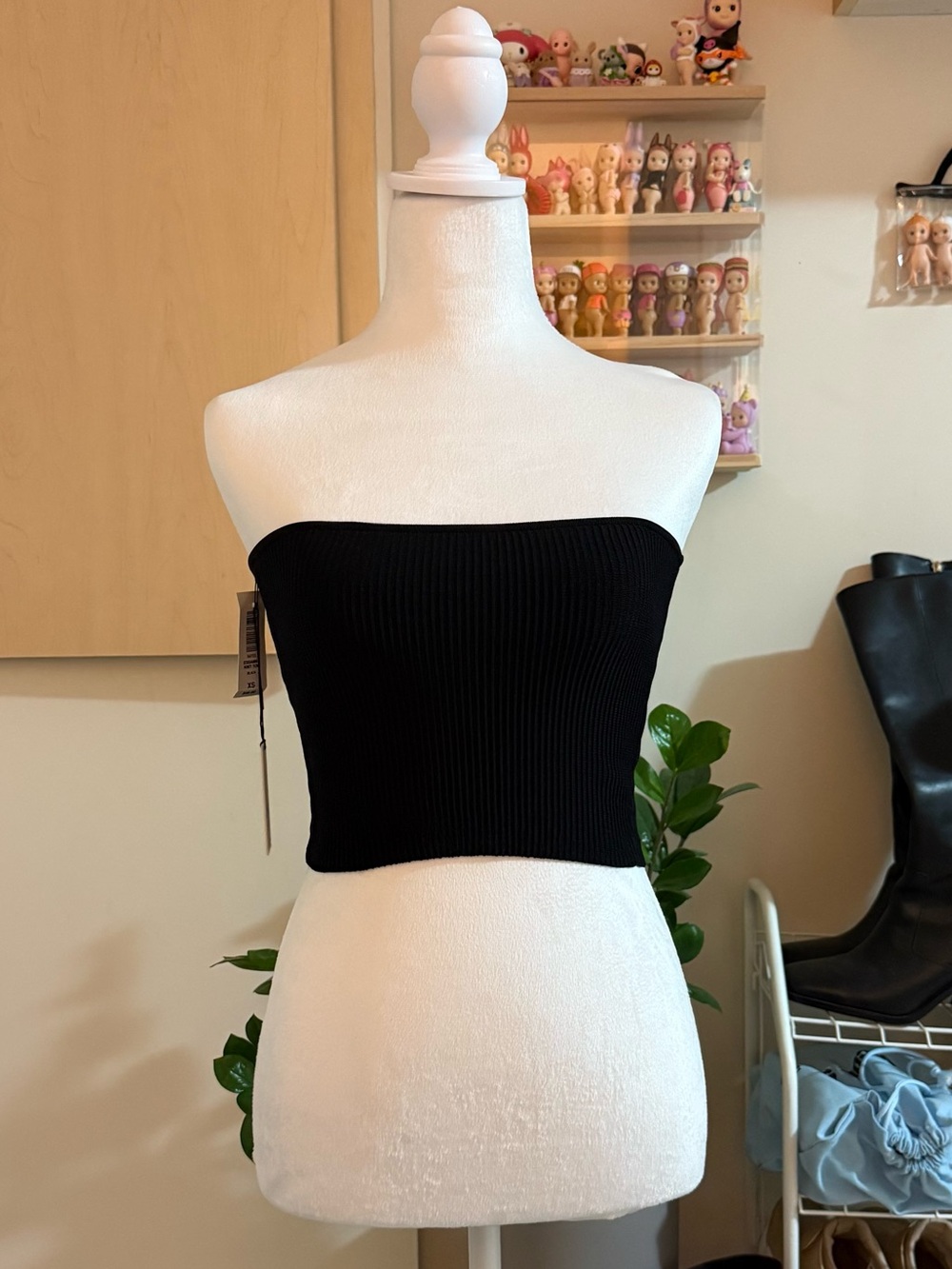 ARITZIA BABATON Essamba cropped tube top